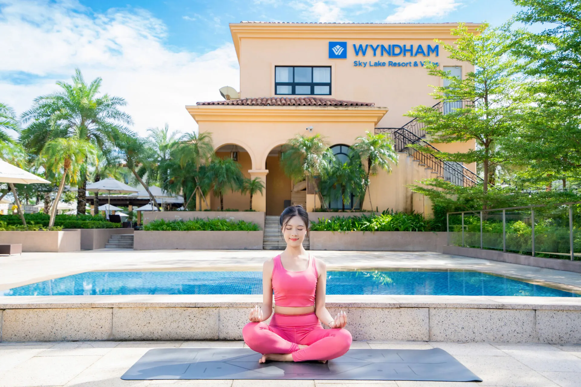 Yoga tại resort nghỉ dưỡng