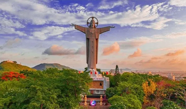 Tượng Chúa Kitô Vũng Tàu nhìn từ xa