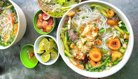 Bún hải sản 30 Tuyền Than