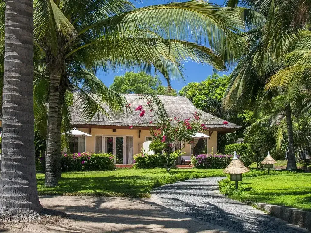 Victoria Phan Thiet Beach Resort & Spa– Resort Mũi Né