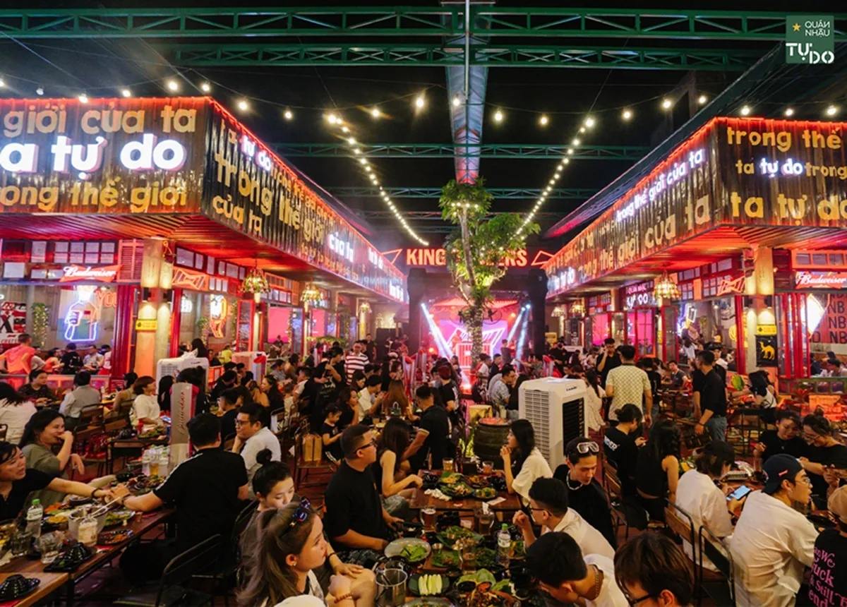 quán ăn mở cửa xuyên tết a3