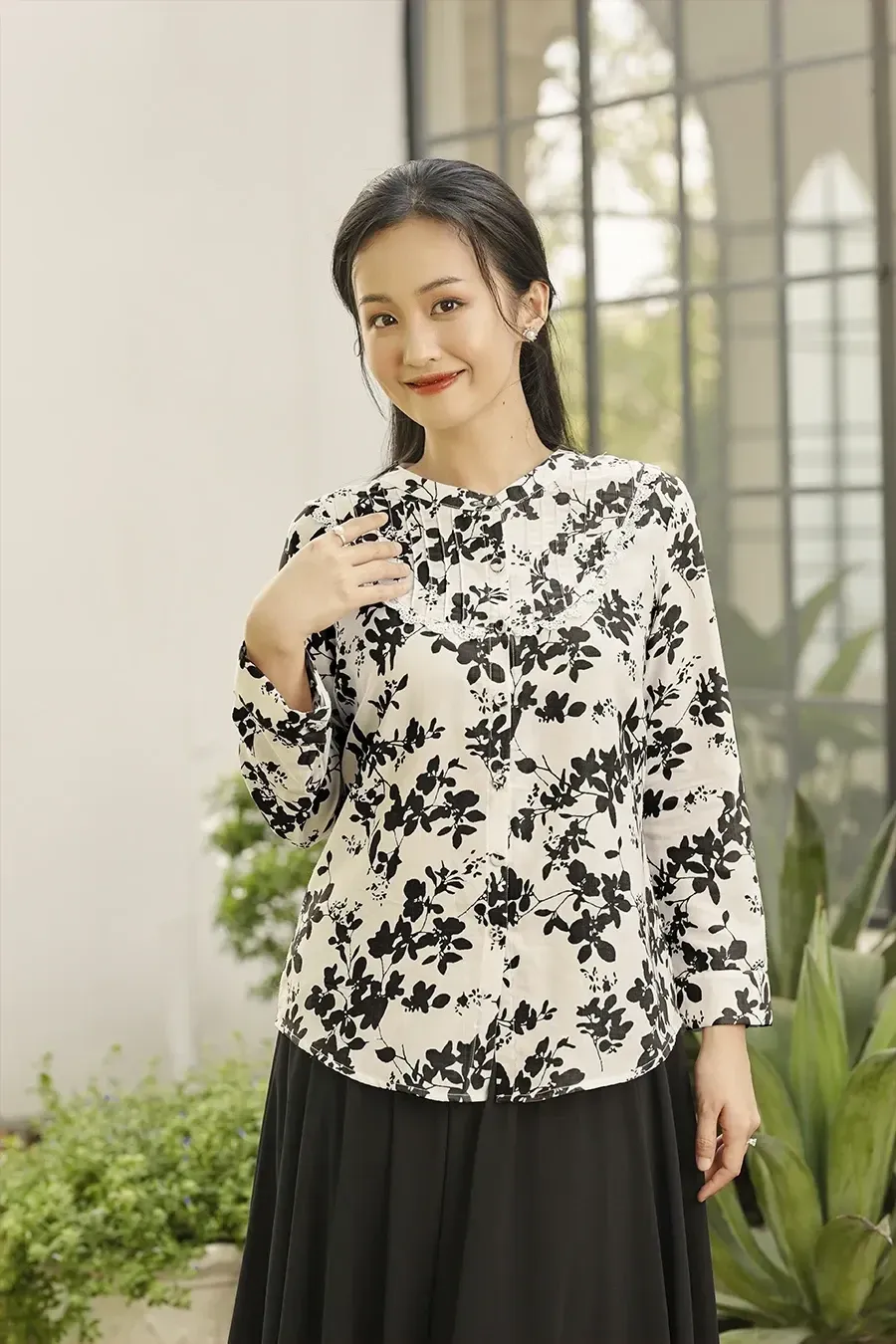 Áo sơ mi kiểu họa tiết