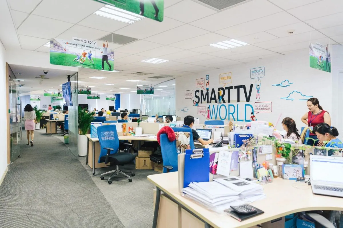 Mẫu tranh tường phòng khách