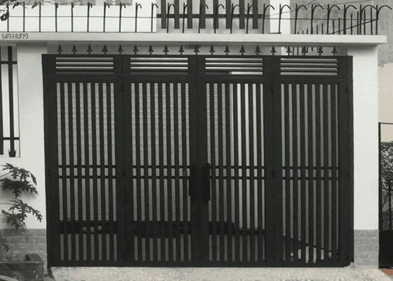 Cấu tạo cửa sắt gấp 4 cánh gồm những gì?