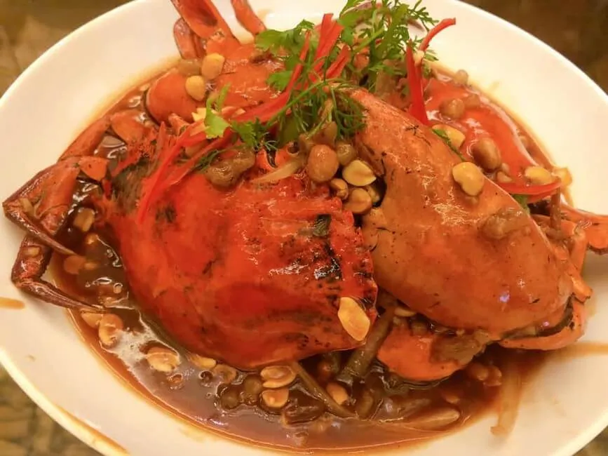 Món cua tại nhà hàng Ngọc Lục Bảo -Tinh hoa ẩm thực Hạ Long