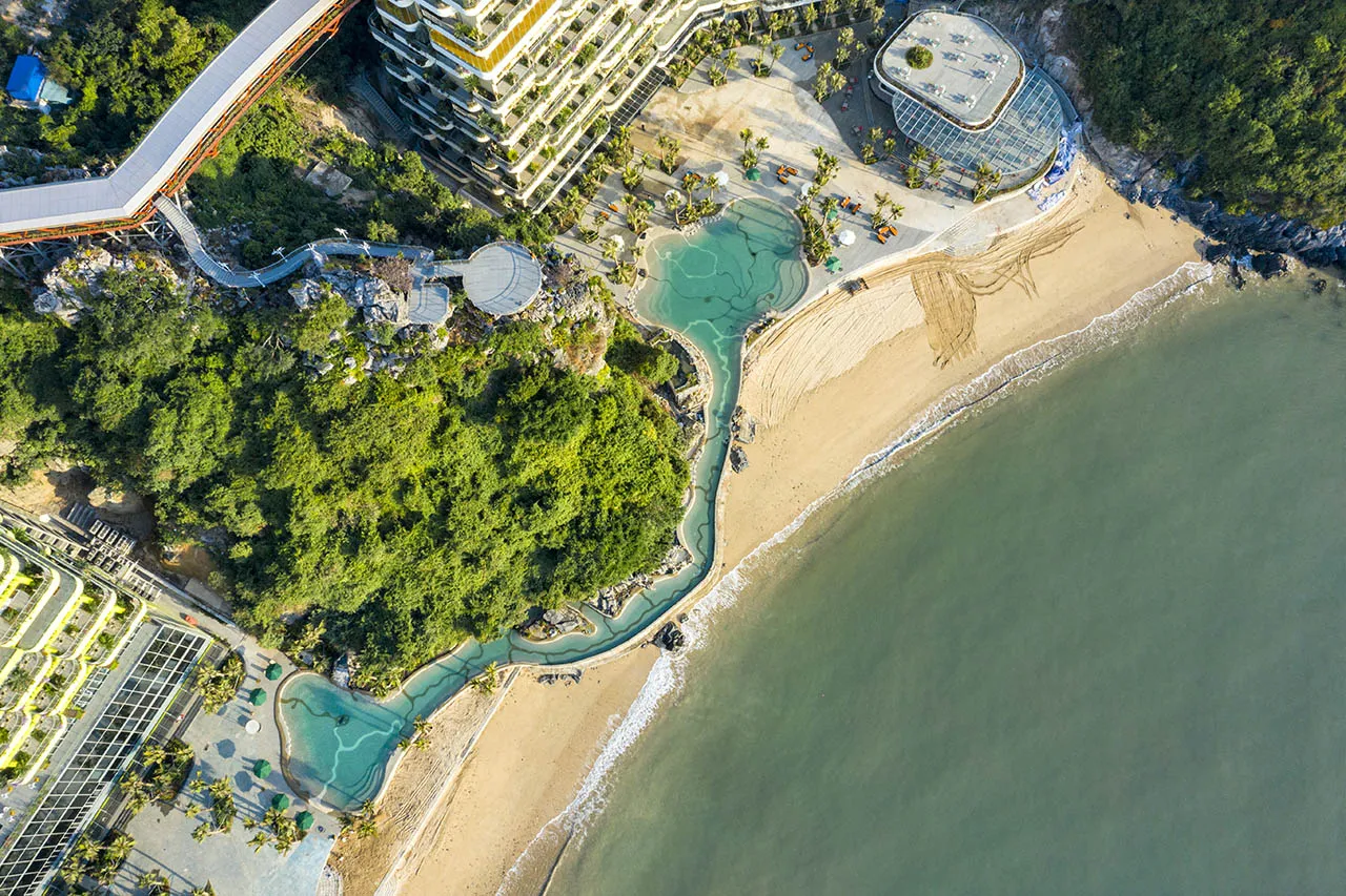 Flamingo Cát Bà Beach Resort