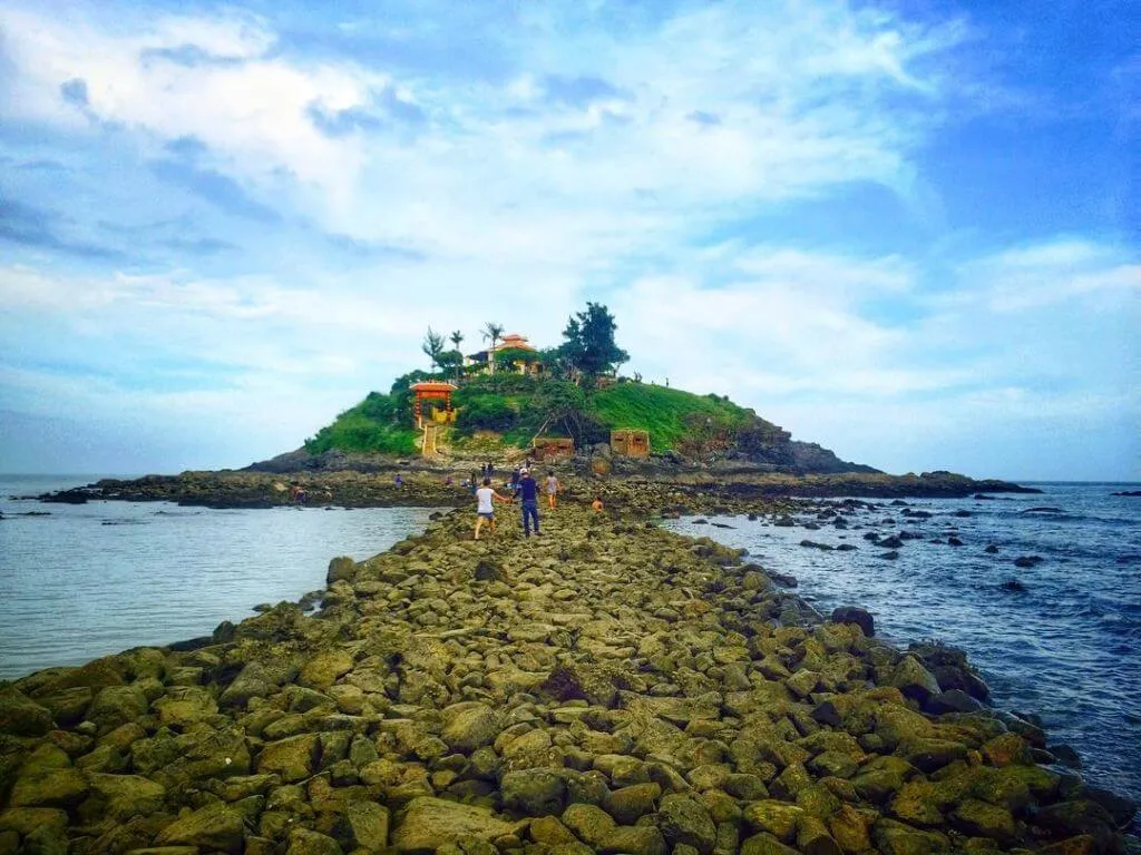 Khách sạn Côn Đảo - ghé thăm hòn Bà