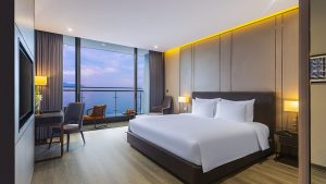 Khách Sạn Deluxe Đà Nẵng: Trải Nghiệm Sang Trọng Bên Biển