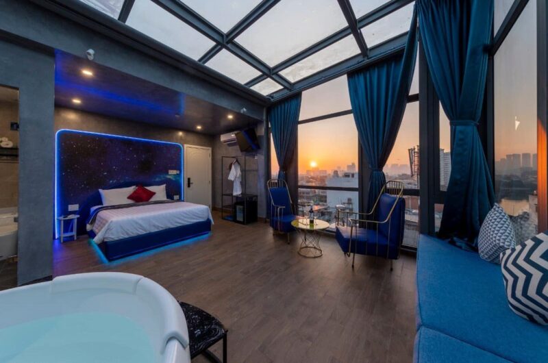 Khách Sạn Tình Nhân Phú Nhuận: Khám Phá Không Gian Lãng Mạn & Riêng Tư Cho Cặp Đôi