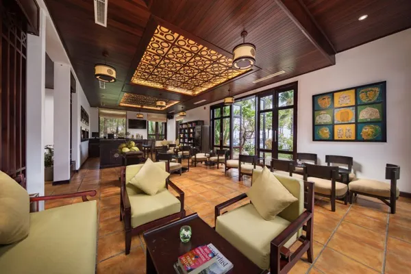 Nhà hàng Hue Flavour chuyên ẩm thực cung đình, thiết kế cổ xưa