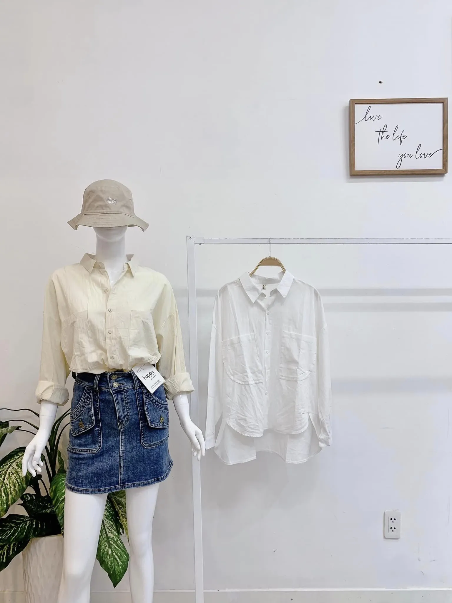 Áo sơ mi trắng dài tay