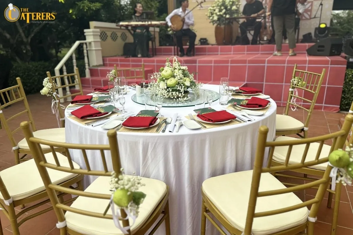 bữa tiệc hương đồng gió nội