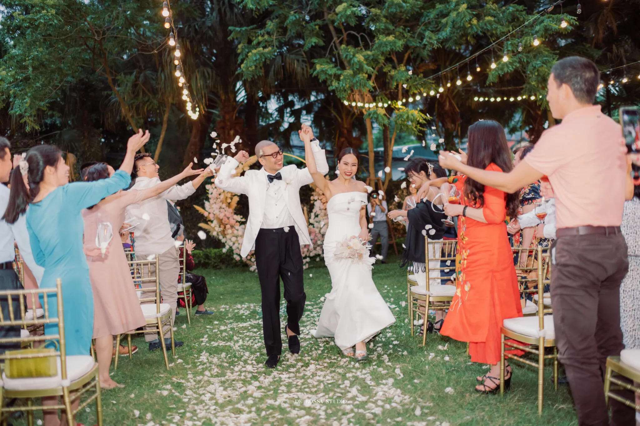 Không gian tiệc tối tại Elegant Suites Westlake