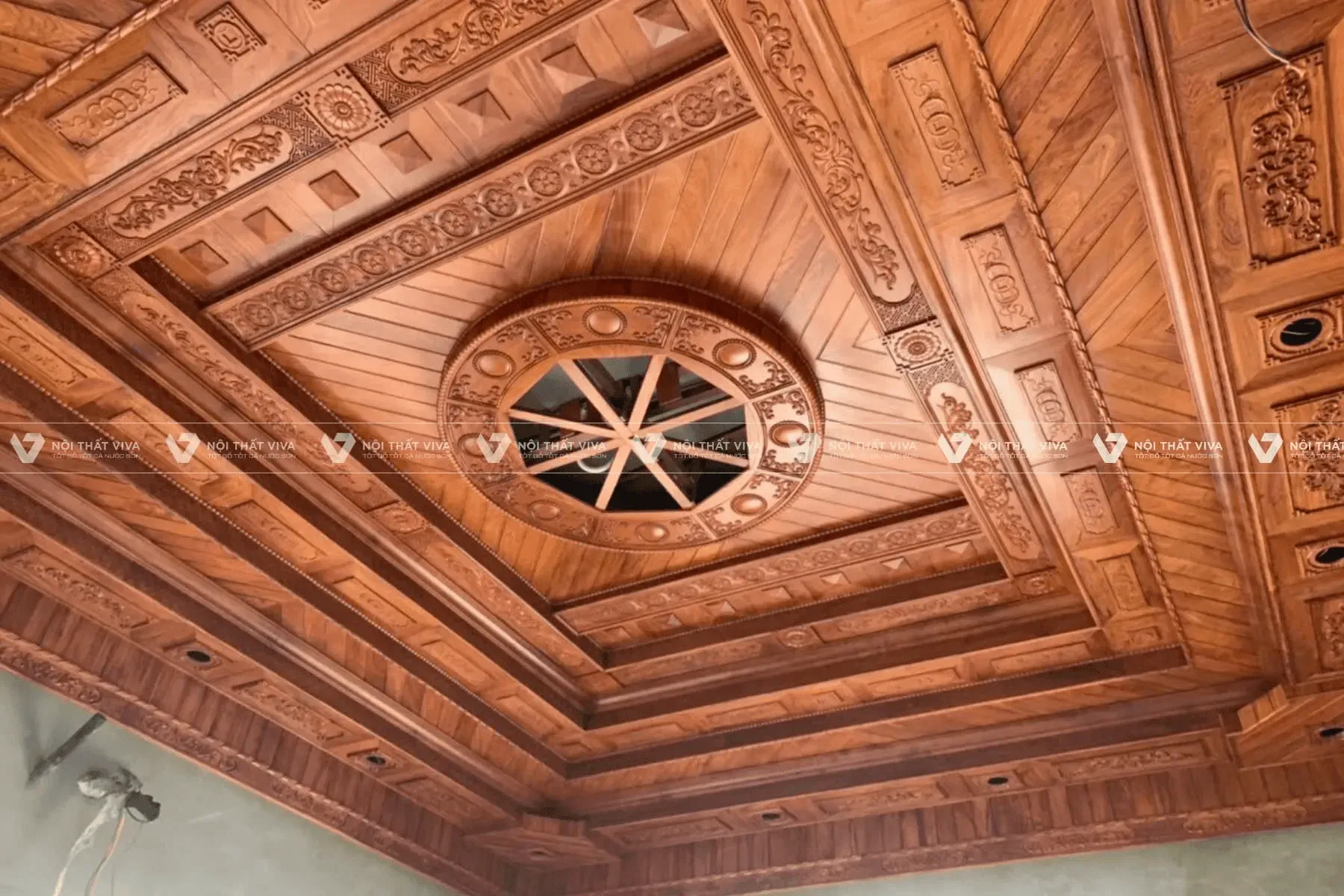 Trần gỗ tự nhiên cao cấp