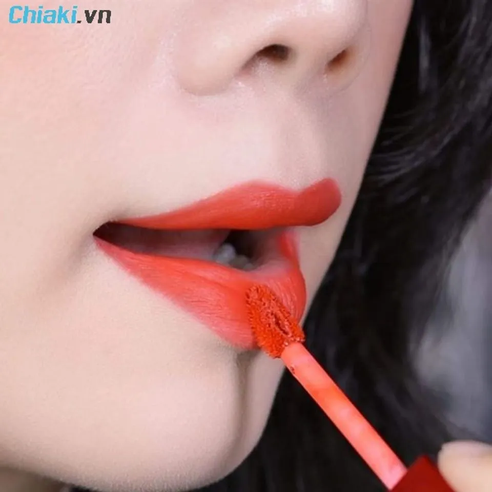 Tô son để giúp gương mặt trở nên tươi tắn