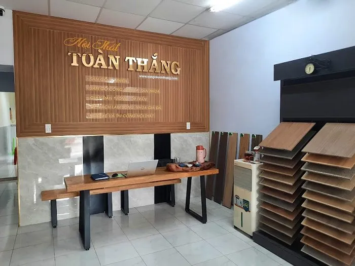 Sàn gỗ Toàn thắng là đơn vị dán Decal chuyên nghiệp